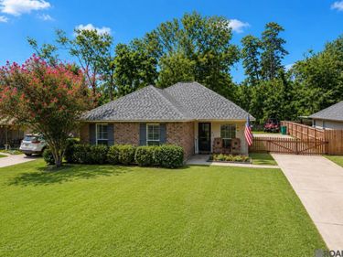 12242 Creekside Ave, Walker, LA 70785