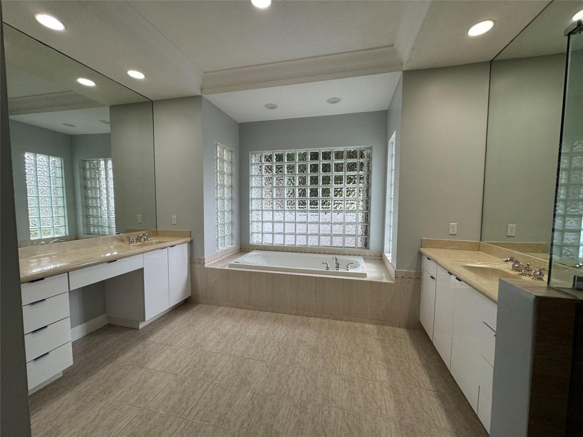11165 Whitehawk Street, Plantation, FL 33324 Photo