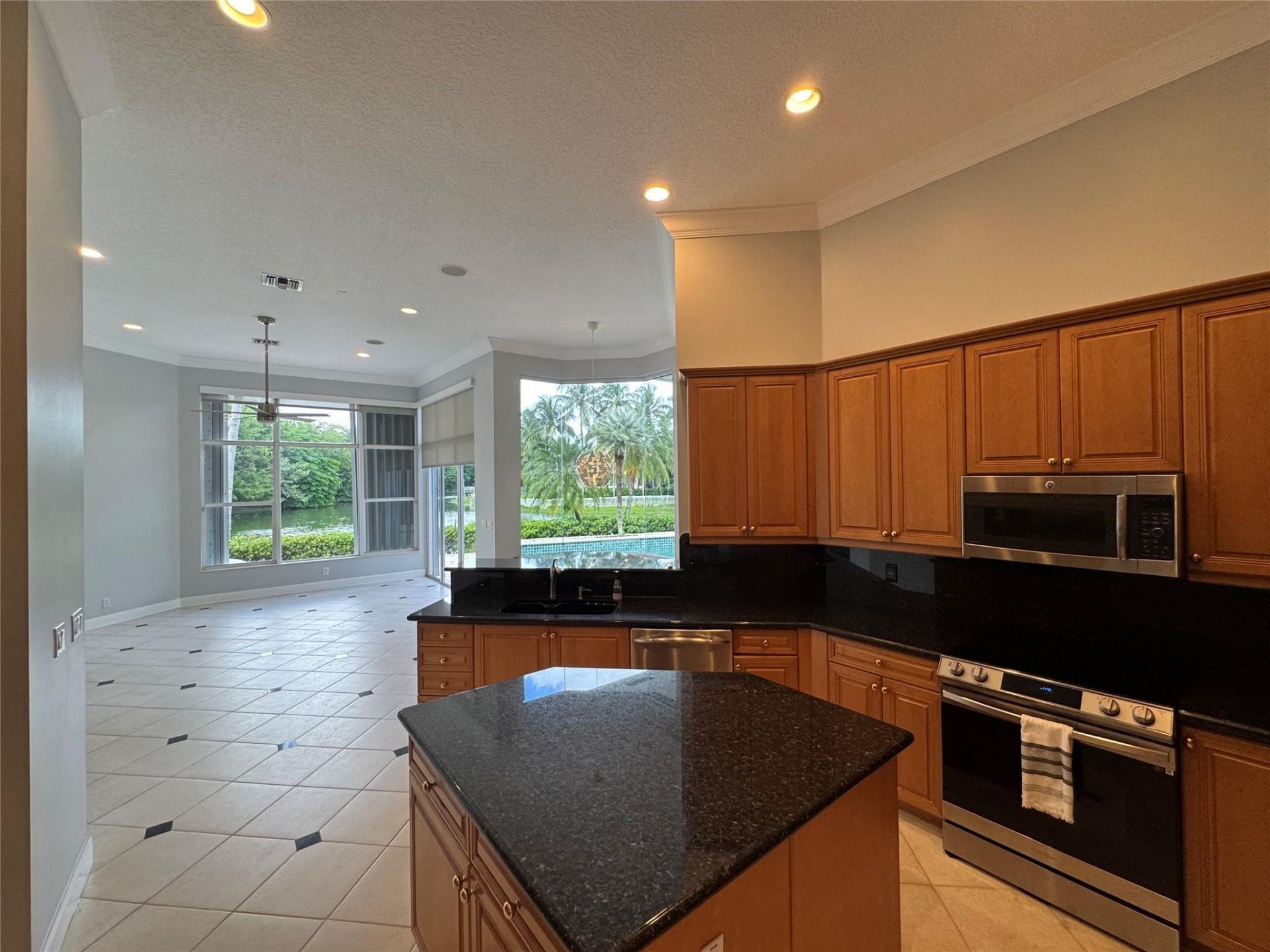 11165 Whitehawk Street, Plantation, FL 33324 Photo