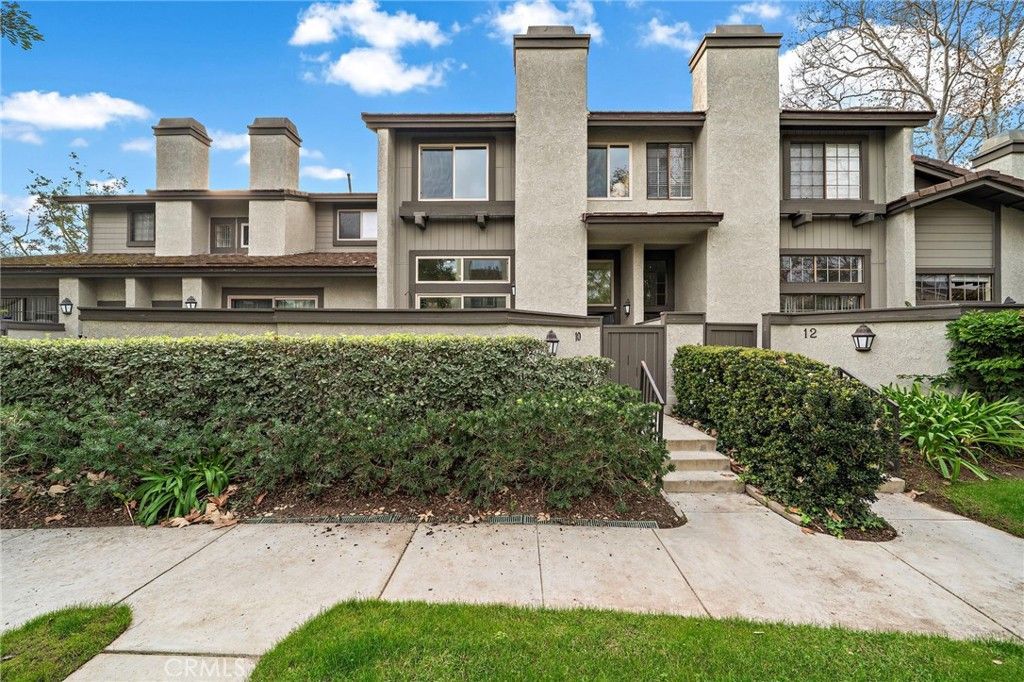10 Starfall, Irvine, CA 92603 Main Photo