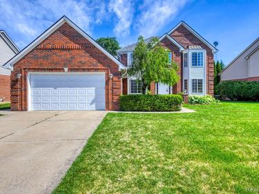 461 Tanner Drive, Troy, MI 48085