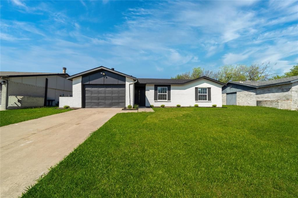 1704 Novel Circle, Garland, TX 75040 Main Photo