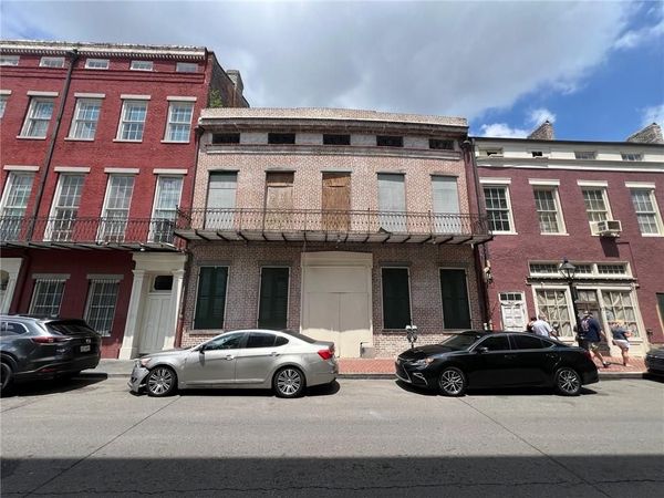 331 DAUPHINE Street , New Orleans, LA 70112