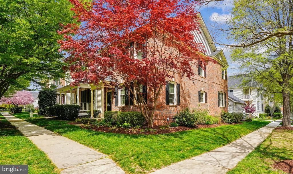 217 Highland Ridge Avenue, Gaithersburg, MD 20878 Main Photo
