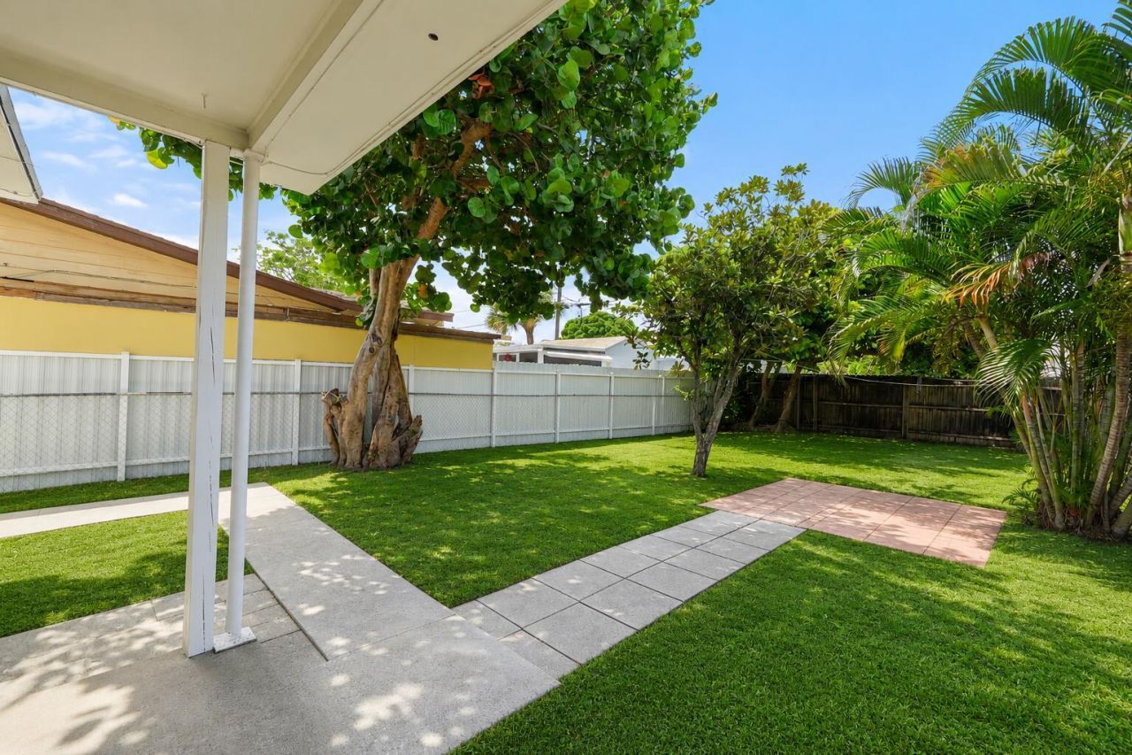 429 Lytle Street, West Palm Beach, FL 33405 Photo