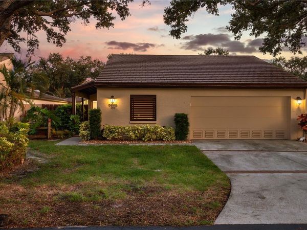 3825 GLEN OAKS MANOR DRIVE, SARASOTA, FL 34232