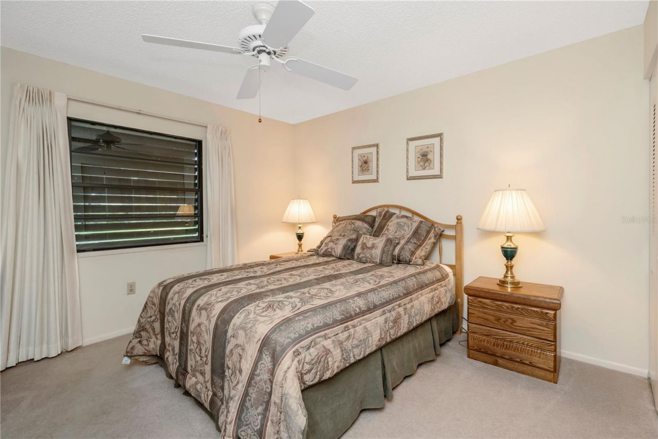 3825 Glen Oaks Manor Drive, Sarasota, FL 34232 Photo