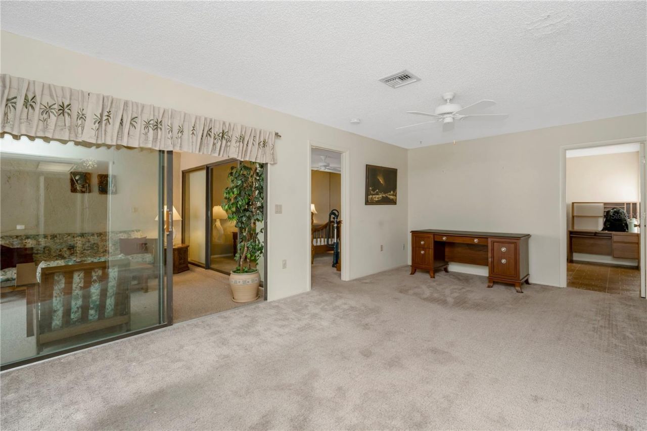 3825 Glen Oaks Manor Drive, Sarasota, FL 34232 Photo