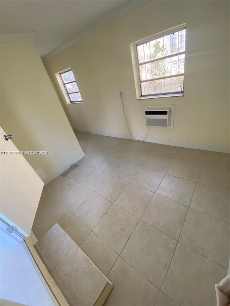 170 NW 49th St , Miami, FL 33127 Photo