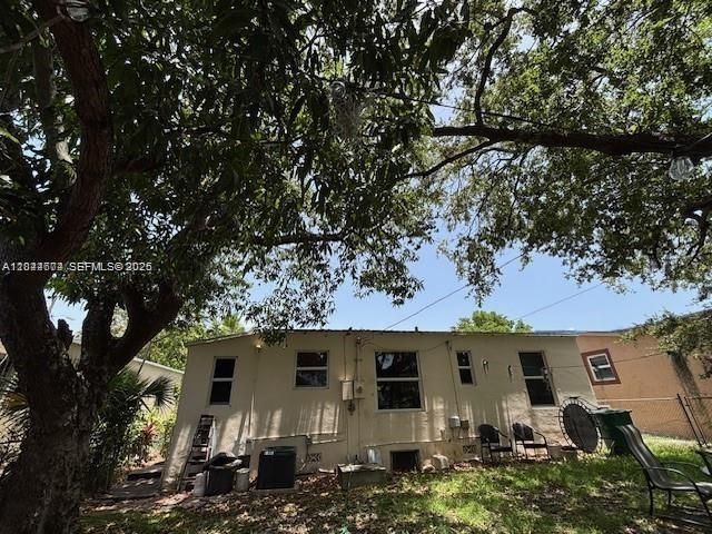 170 NW 49th St , Miami, FL 33127 Photo