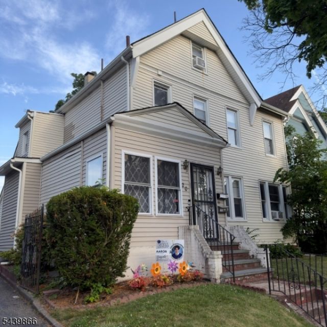 20 Ridge St, Orange, NJ 07050 Main Photo