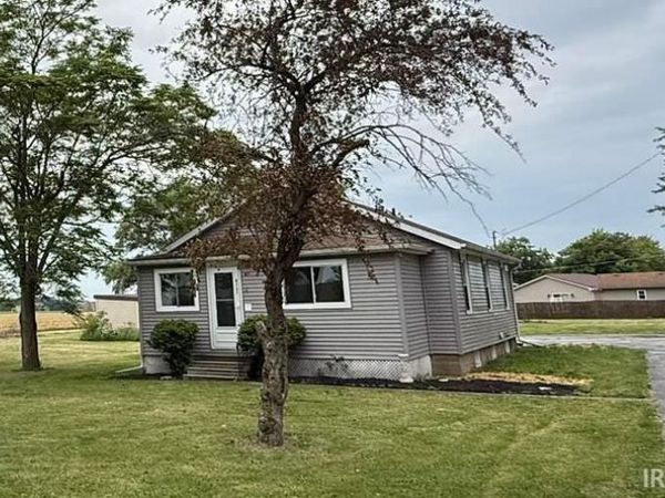 4107 N Fahlsing Road, Woodburn, IN 46797