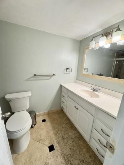 2400 NE 33rd Avenue, Unit 208, Fort Lauderdale, FL 33305 Photo