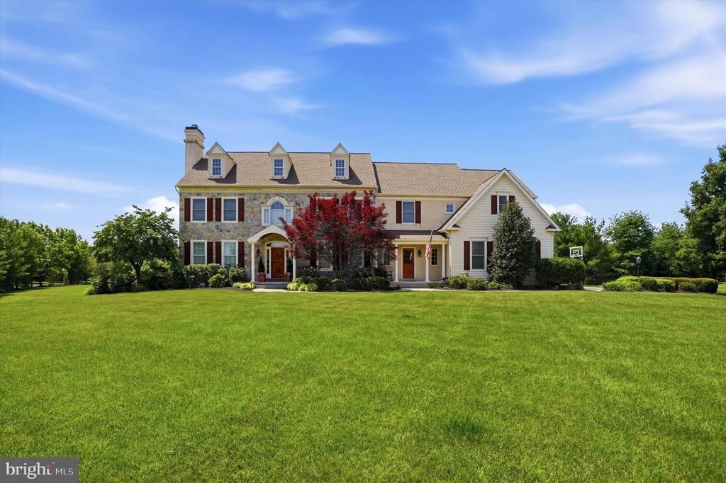 879 ASHBOURNE WAY , SCHWENKSVILLE, PA 19473