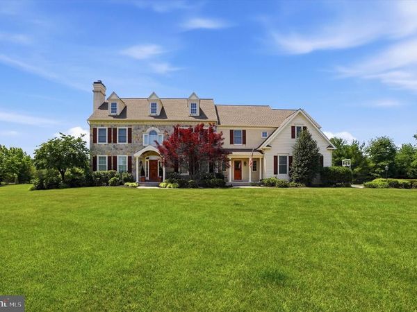 879 ASHBOURNE WAY , SCHWENKSVILLE, PA 19473