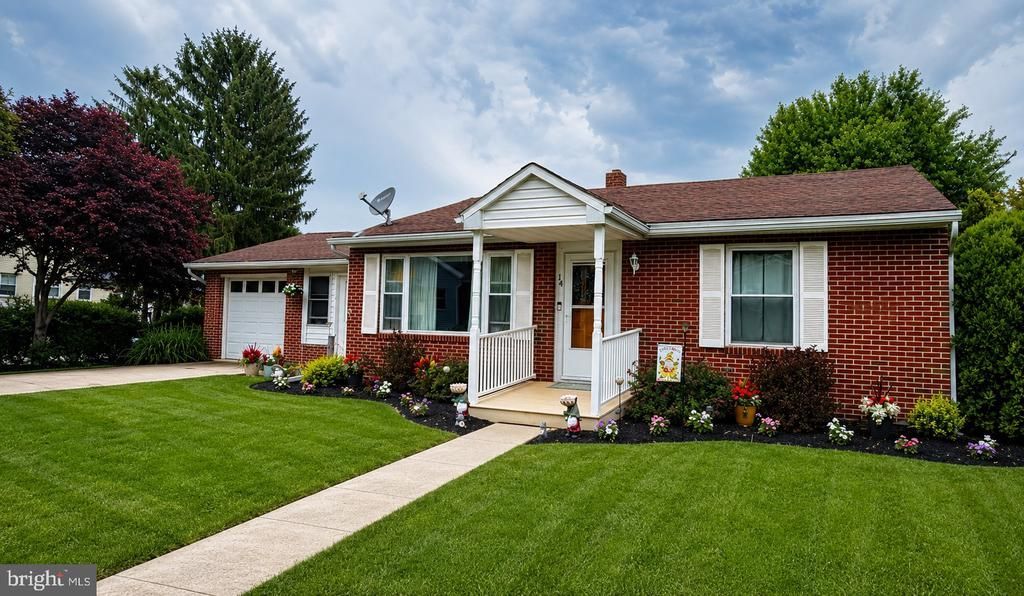 14 POPLAR STREET E , FUNKSTOWN, MD 21734