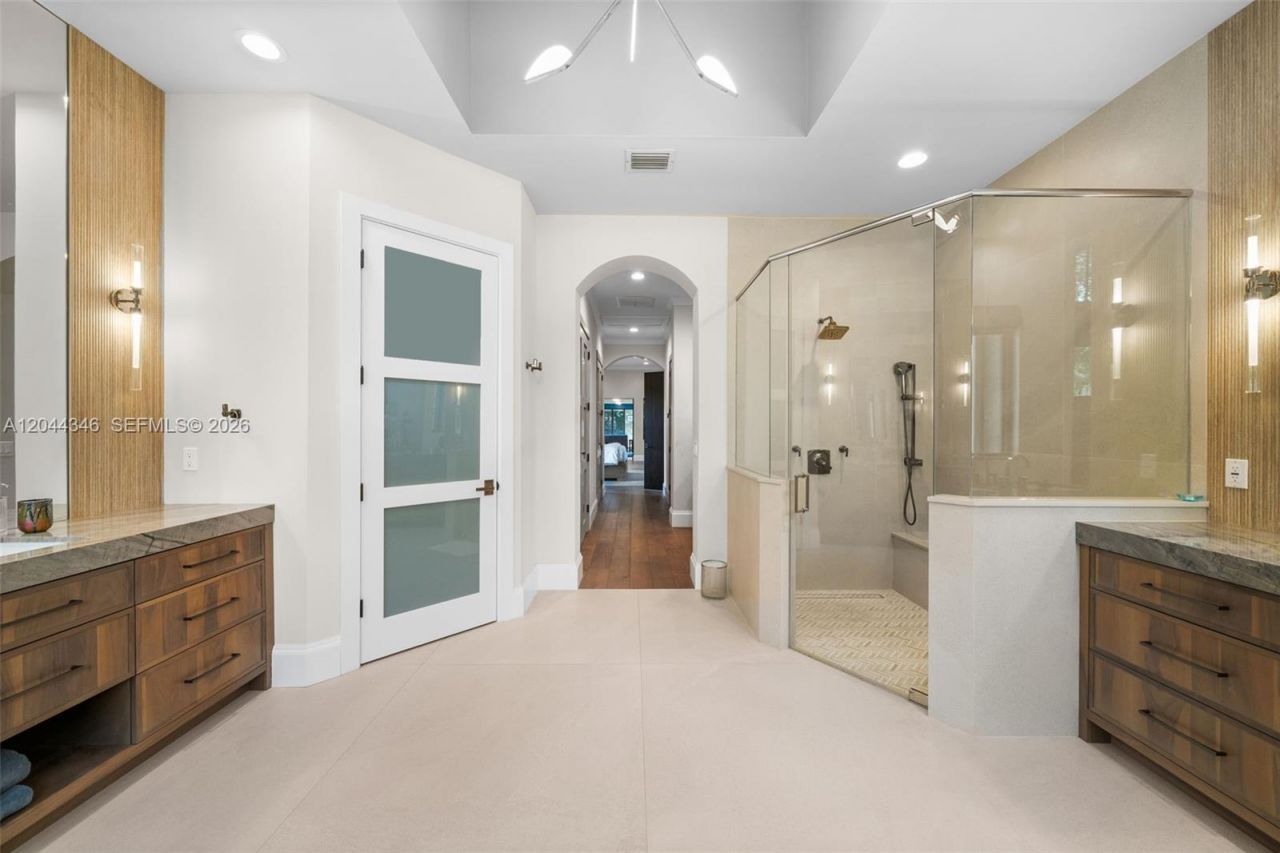 2982 E Lake Vista Cir, Davie, FL 33328 Photo