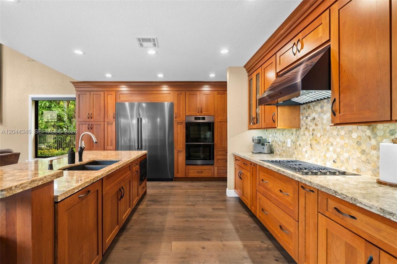 2982 E Lake Vista Cir, Davie, FL 33328 Photo