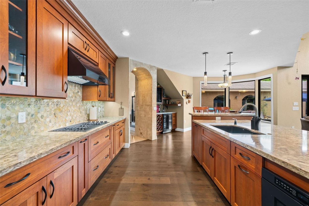 2982 E Lake Vista Cir, Davie, FL 33328 Photo