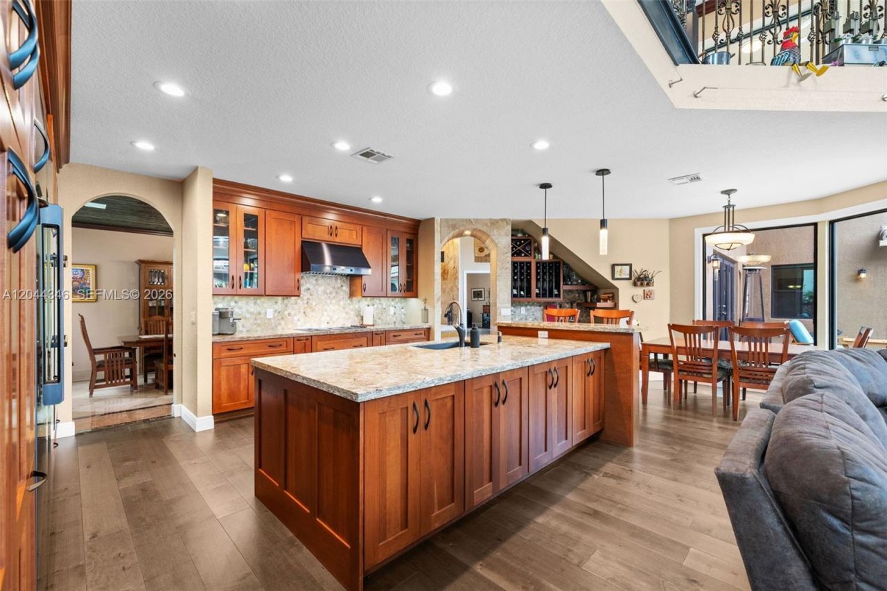 2982 E Lake Vista Cir, Davie, FL 33328 Photo