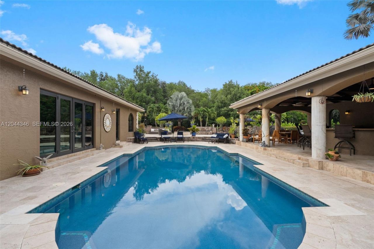 2982 E Lake Vista Cir, Davie, FL 33328 Photo