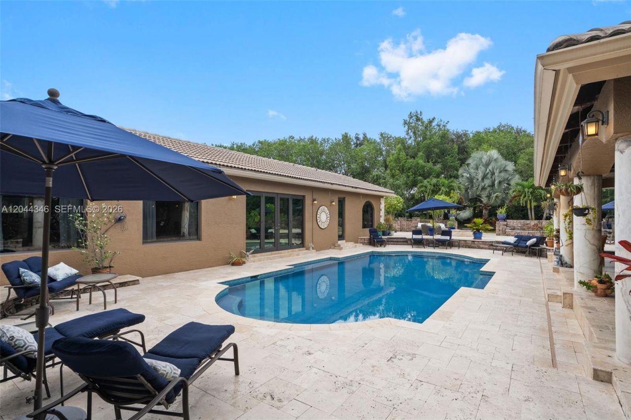 2982 E Lake Vista Cir, Davie, FL 33328 Photo