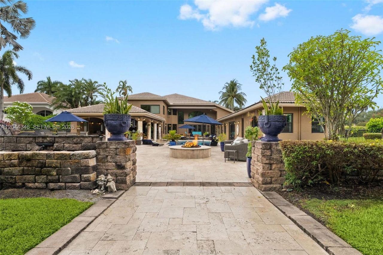 2982 E Lake Vista Cir, Davie, FL 33328 Photo