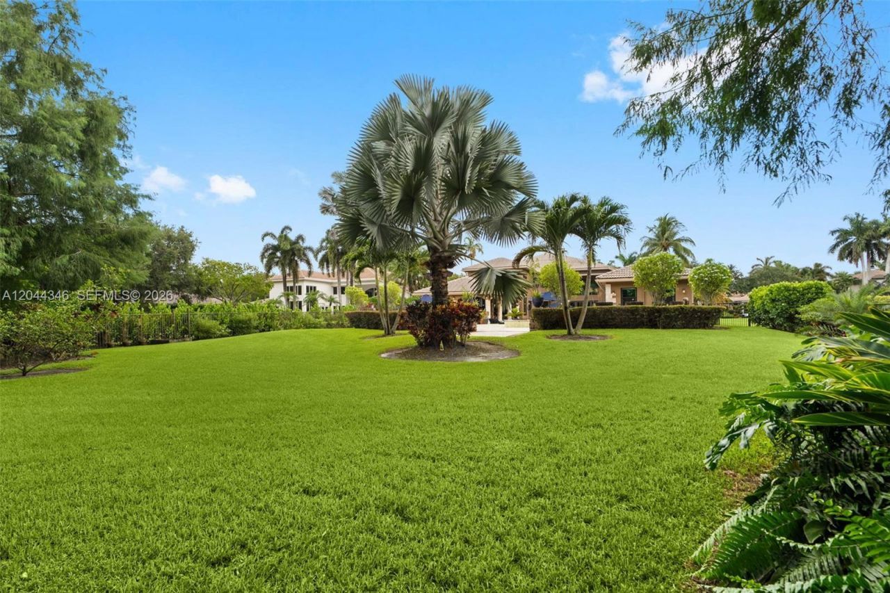 2982 E Lake Vista Cir, Davie, FL 33328 Photo