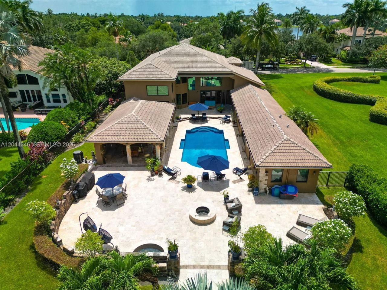 2982 E Lake Vista Cir, Davie, FL 33328 Photo
