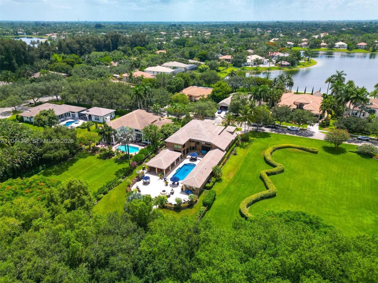2982 E Lake Vista Cir, Davie, FL 33328 Photo
