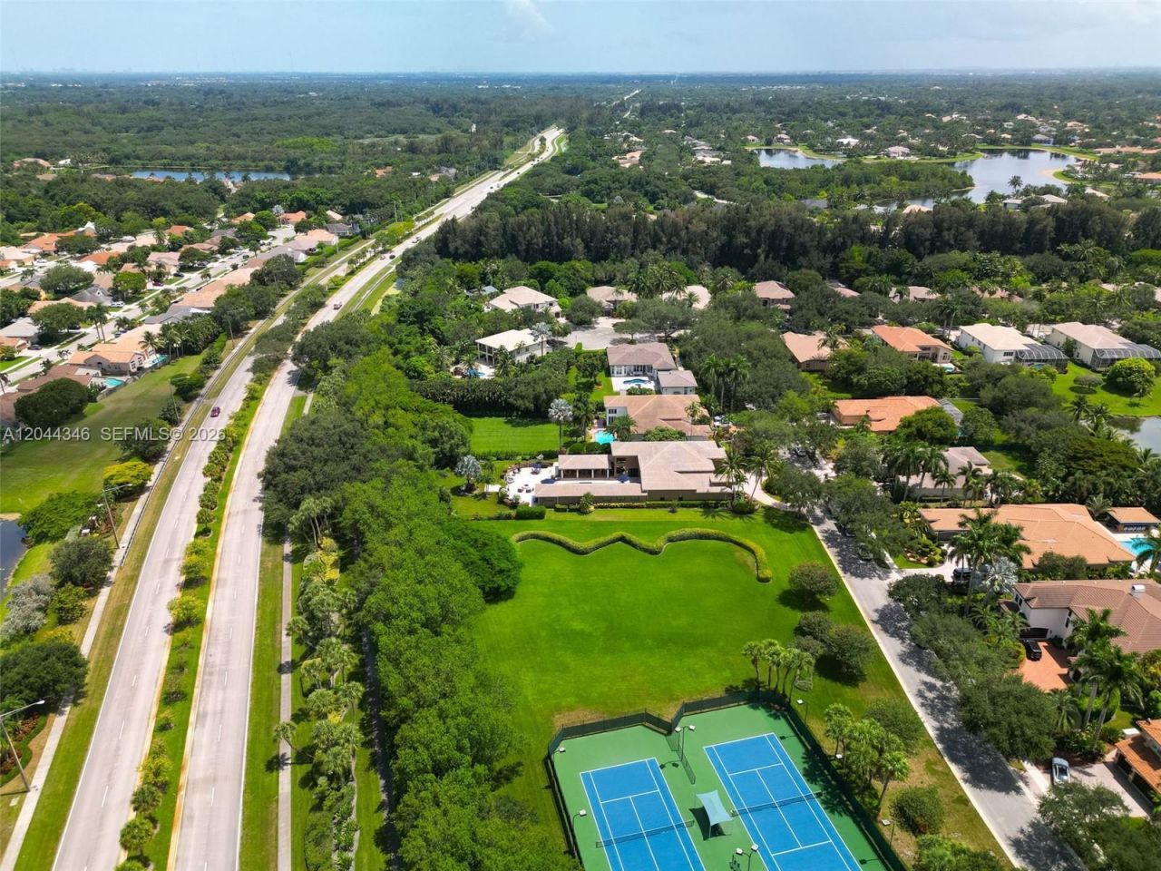 2982 E Lake Vista Cir, Davie, FL 33328 Photo
