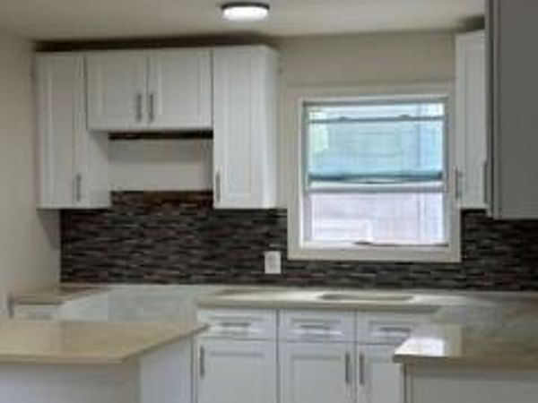 84 N 17th Street, Wheatley Heights, NY 11798