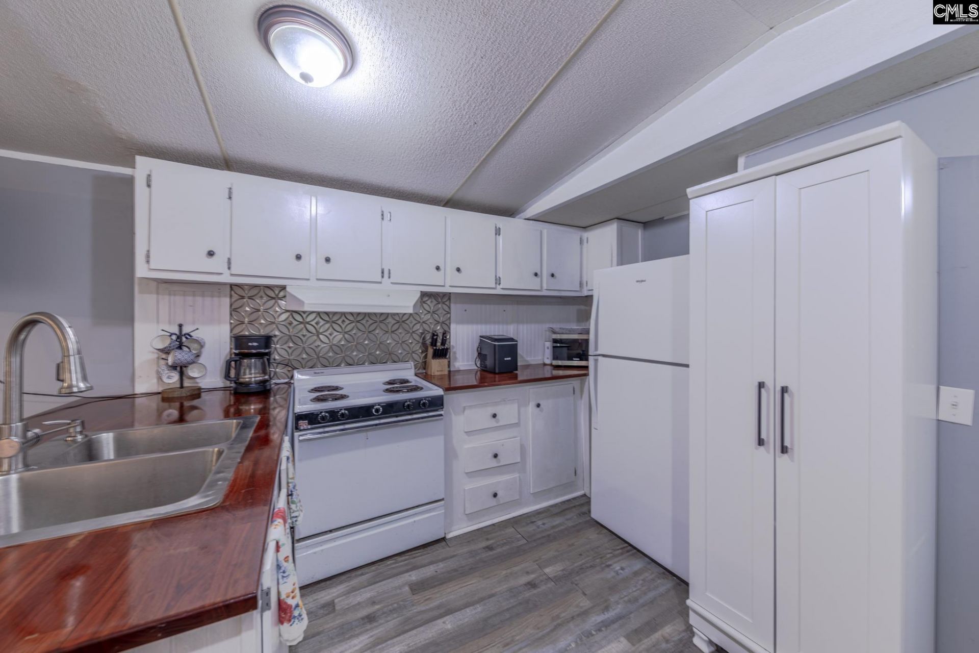 177 Cold Harbor Drive Photo 11