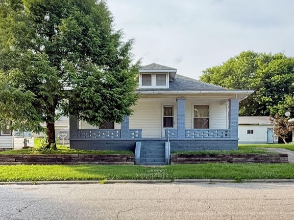 504 E Pearl Street, Washington, IN 47501
