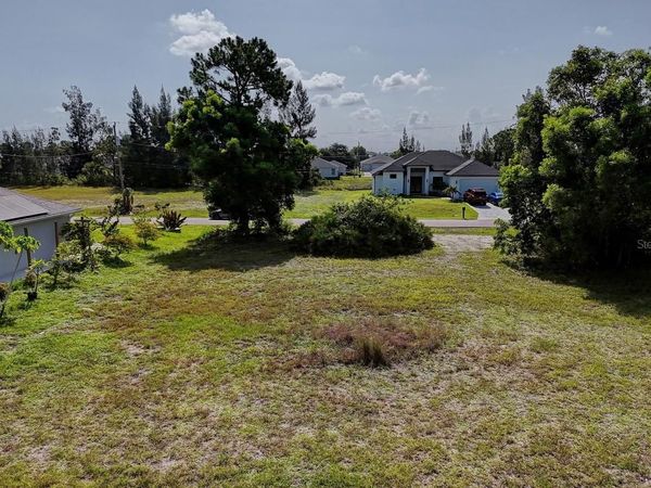 3912 NE 9TH AVENUE , CAPE CORAL, FL 33909