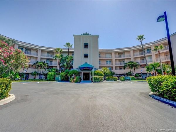 5750 NE Island Cove Way, Unit 3203, Stuart, FL 34996