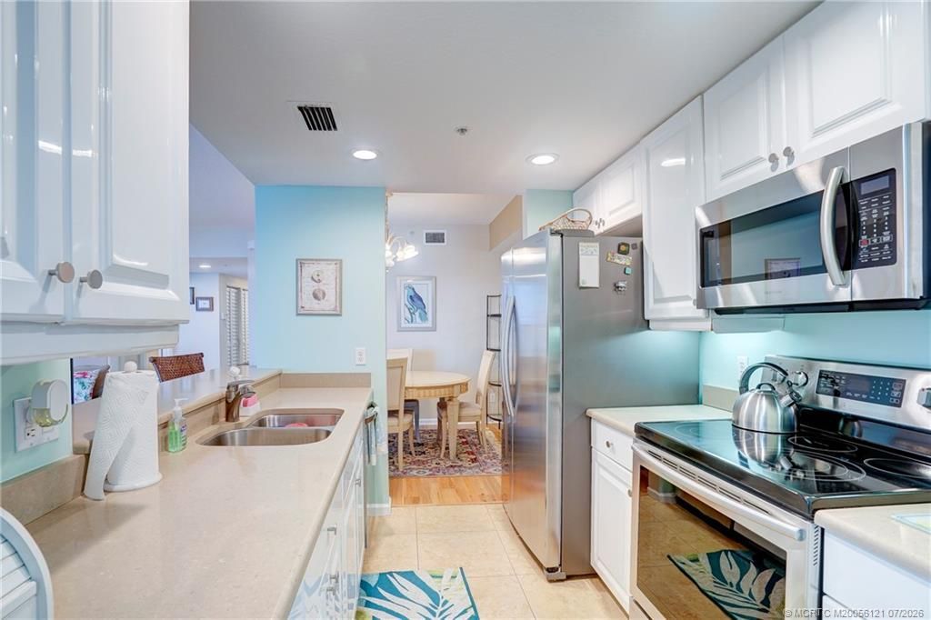 5750 NE Island Cove Way, Unit 3203, Stuart, FL 34996 Photo