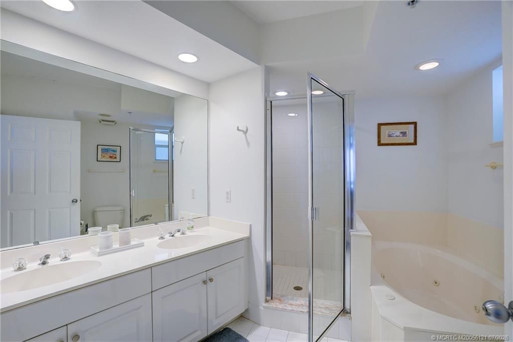 5750 NE Island Cove Way, Unit 3203, Stuart, FL 34996 Photo