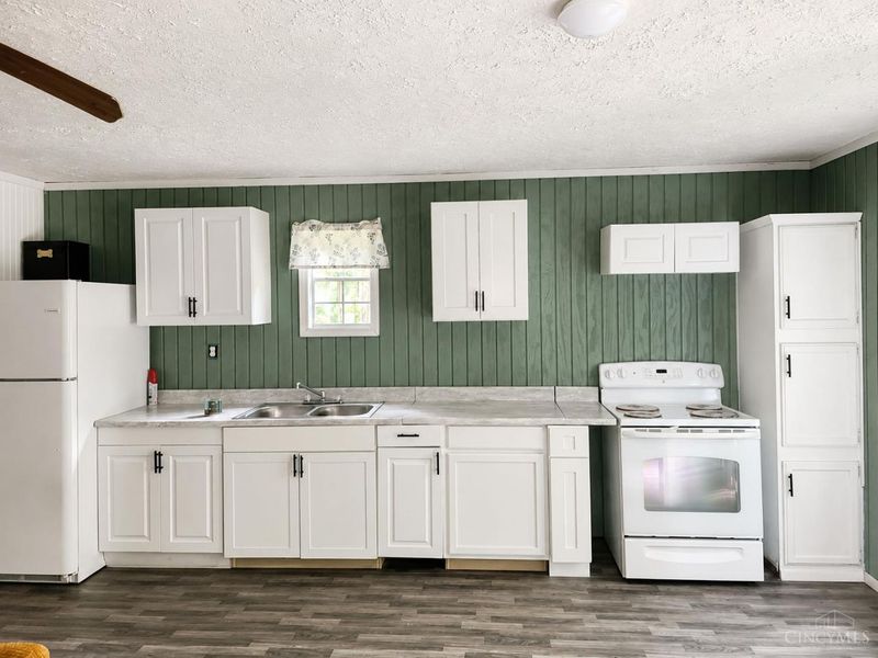 528 Tom Brown Road, West Union, OH 45693 Photo 2