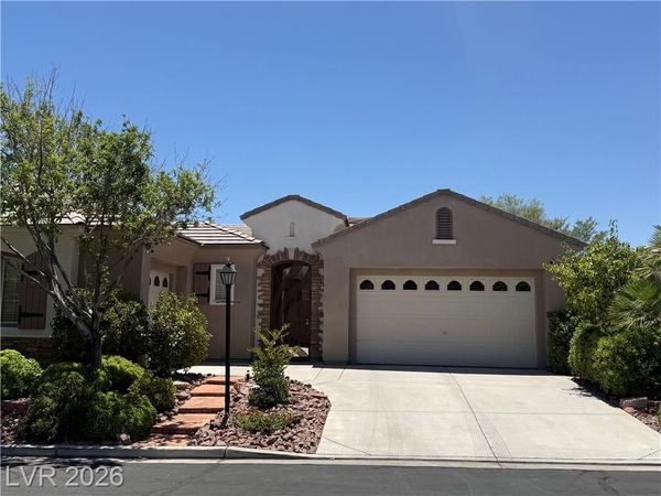 10545 Garden Light Drive, Las Vegas, NV 89135