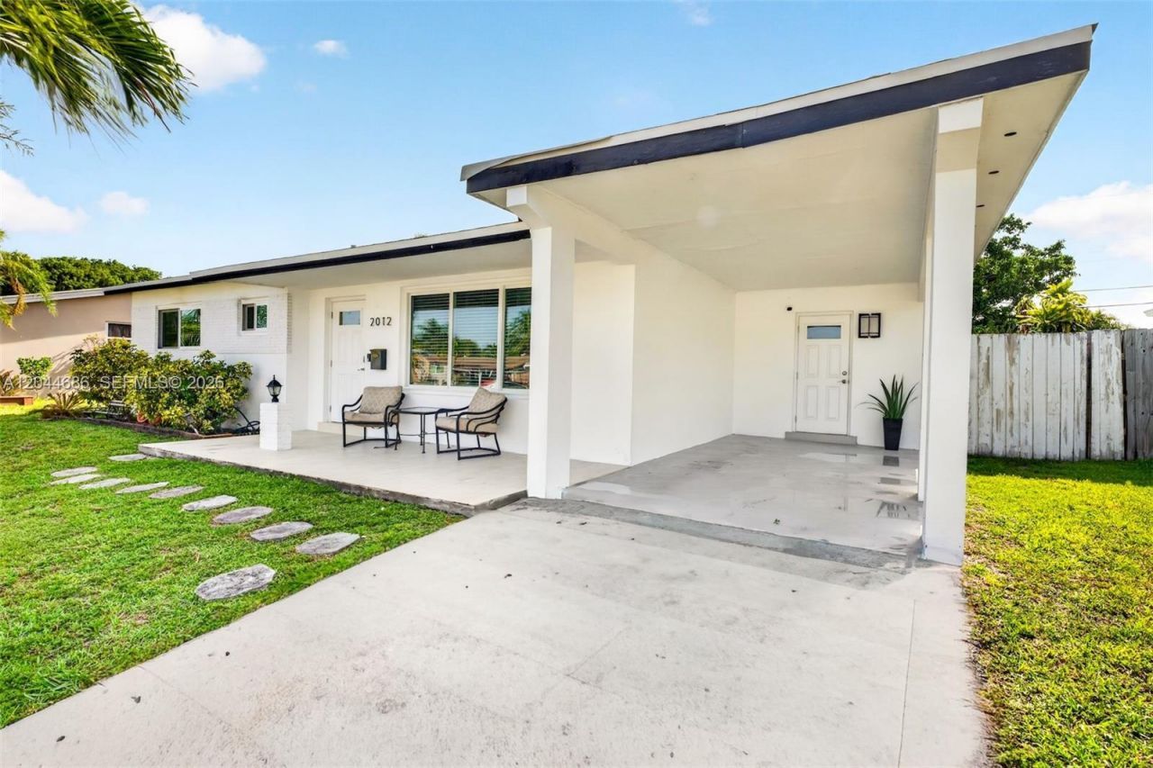 2012 N 31st Rd , Hollywood, FL 33021 Photo