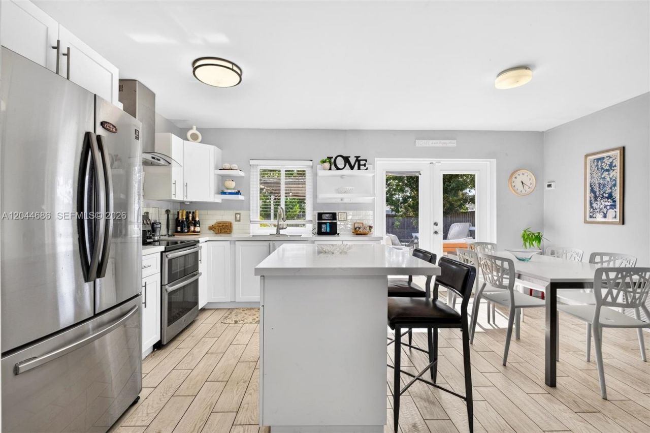 2012 N 31st Rd , Hollywood, FL 33021 Photo
