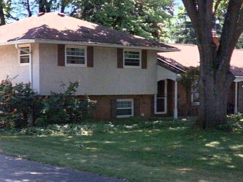 3140 Wareham Road, Columbus, OH 43221 Photo 1