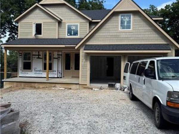 7805 Rosewood Drive, Prairie Village, KS 66208