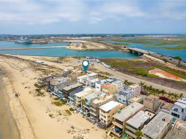 41 C Pacific, Surfside, CA 90743
