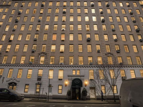 353 W 56th Street , Unit 9B, New York (Manhattan), NY 10019