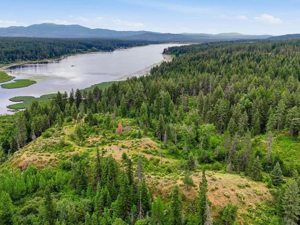42700 N Hatch Rd, Deer Park, WA 99006