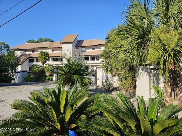 1307 RIVER HILLS Circle E, Unit 14, Jacksonville, FL 32211