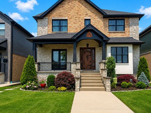 7338 W Clarence Avenue, Chicago, IL 60631