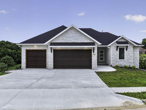 845 S Black Sands Avenue, Nixa, MO 65714